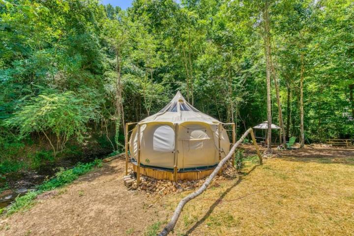 The Aries-A Stargazing, Luxury Glamping Tent Rogersville Exterior photo
